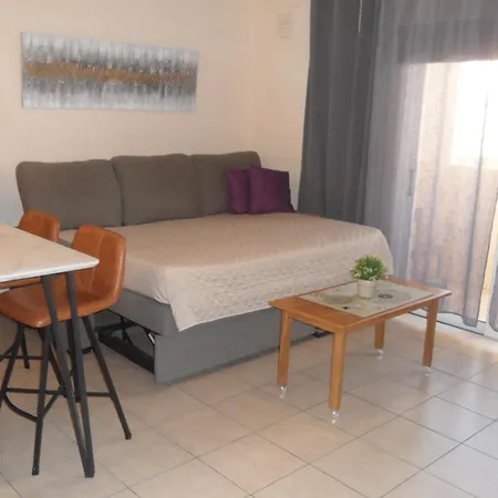 Family And Friends Flat Close To The Sea, Free Internet Διαμέρισμα *