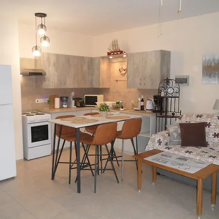 Διαμέρισμα Family And Friends Flat Close To The Sea, Free Internet *