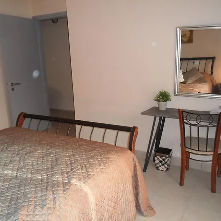 公寓 Family And Friends Flat Close To The Sea, Free Internet 圣纳帕